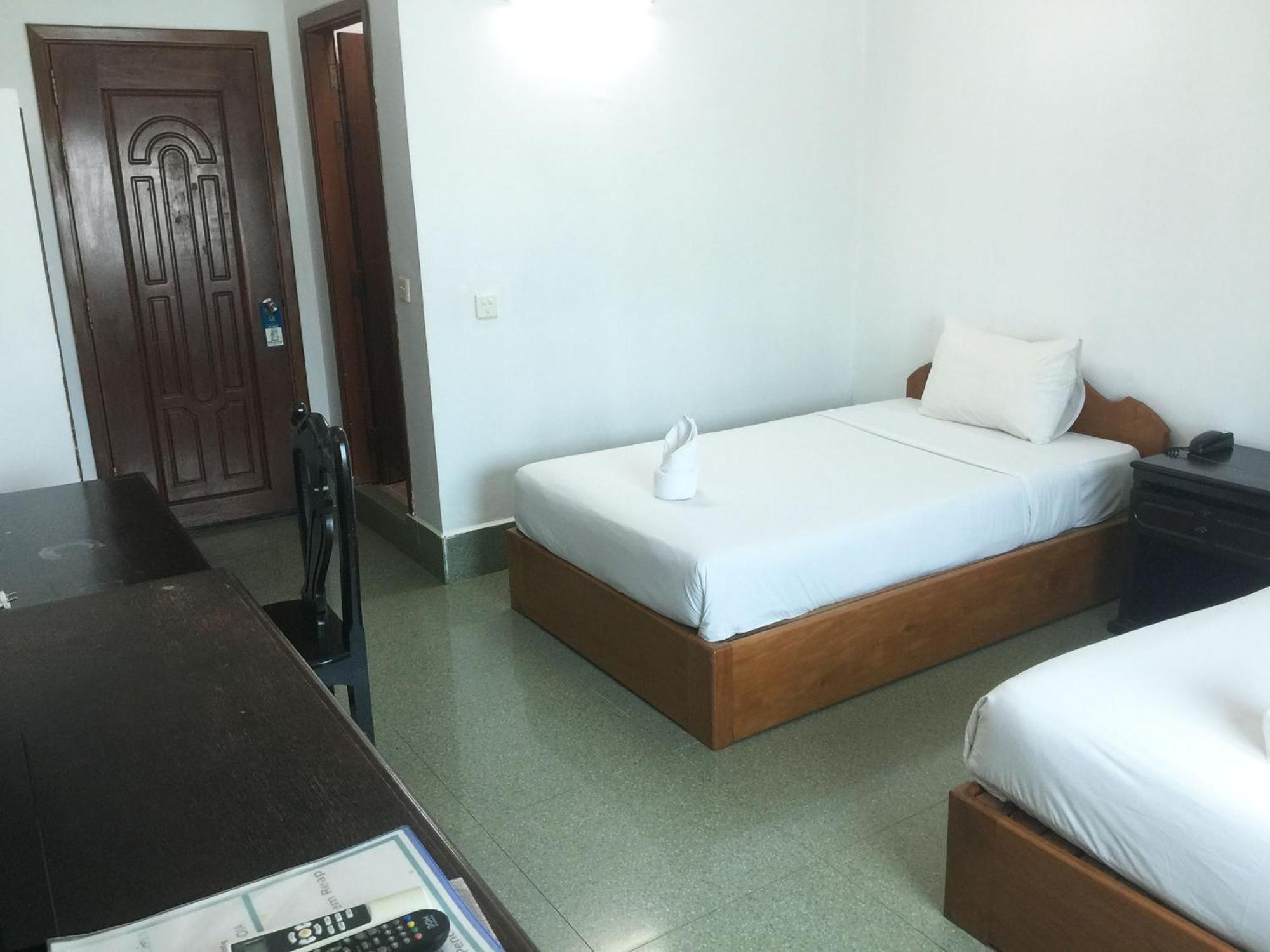 Central Night Hotel Siem Reap Oda fotoğraf